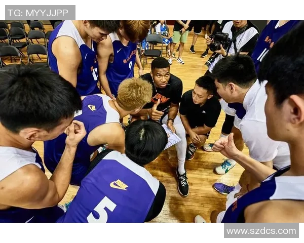 篮球巨星崛起之路：从草根到世界顶级球员的奋斗历程与荣耀时刻